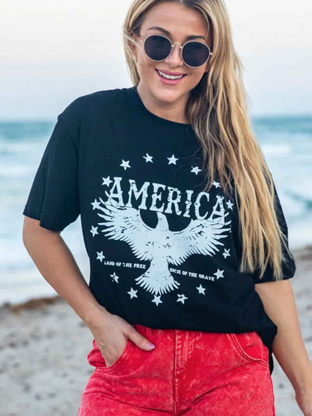 American Eagle Star Graphic Tee in Black