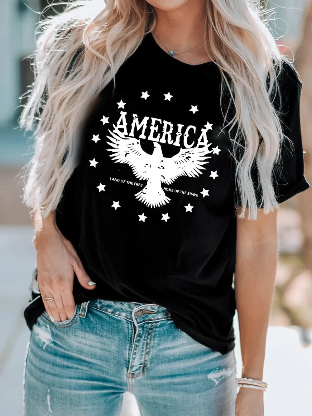 American Eagle Star Graphic Tee in Black