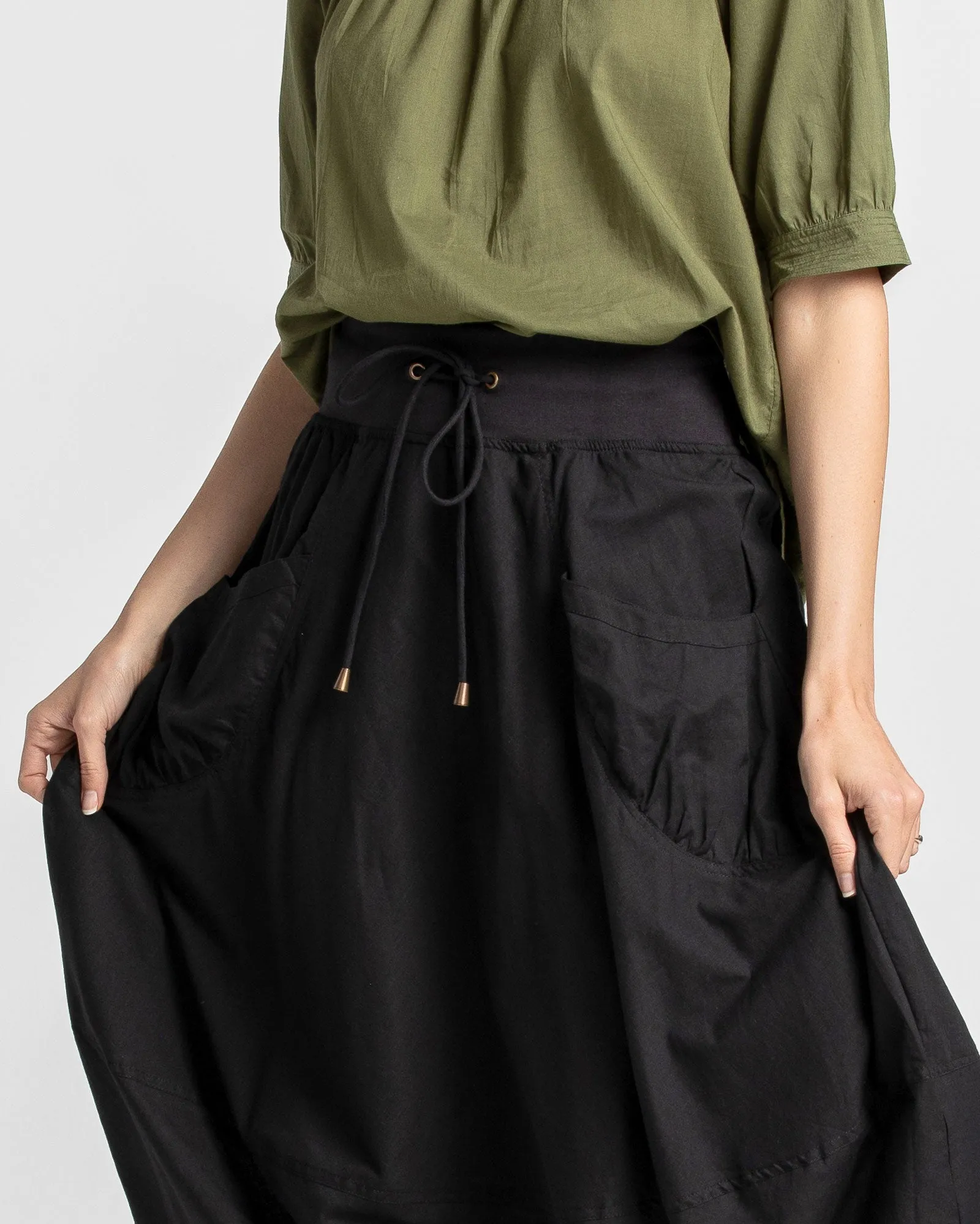 Boom Shankar Guru Skirt Black