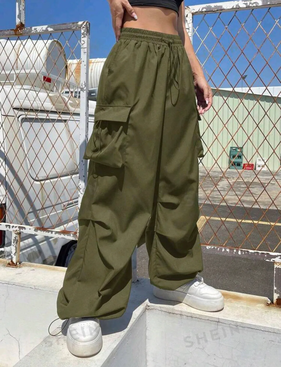 Flap Pocket Side Drawstring Cargo Pants