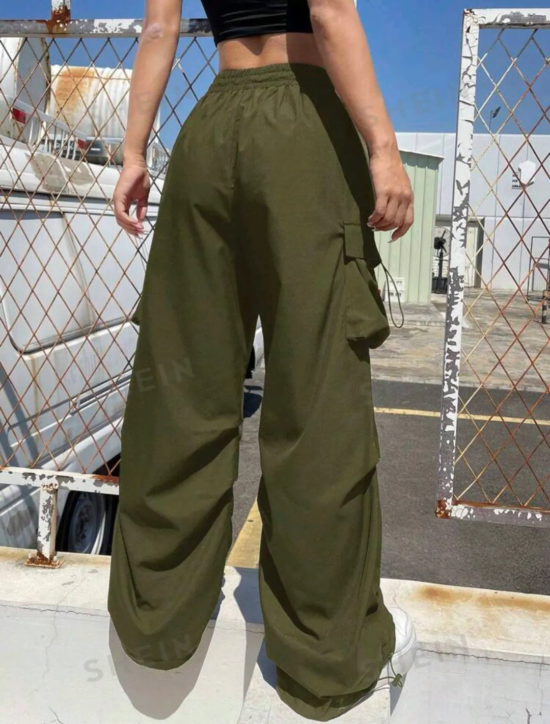 Flap Pocket Side Drawstring Cargo Pants