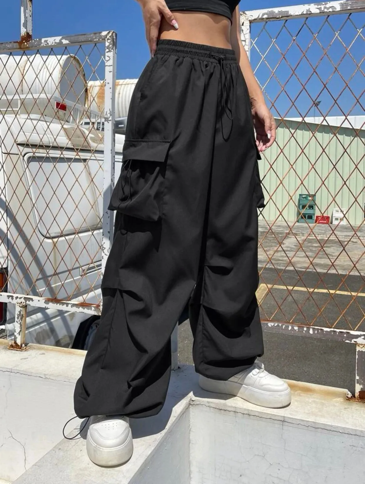 Flap Pocket Side Drawstring Cargo Pants