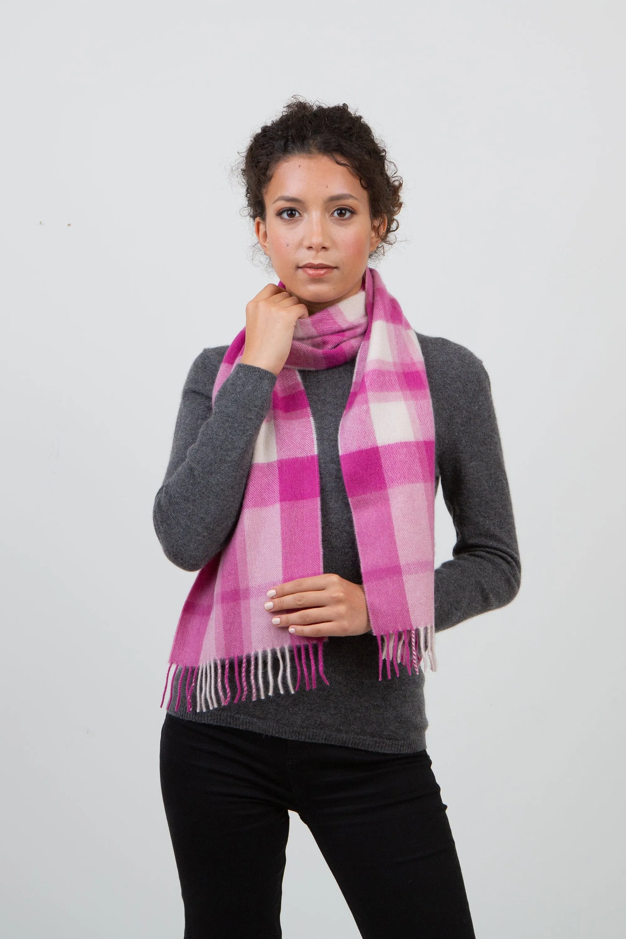 Made in Scotland Contemporary Exploded Thompson Cashmere Scarf - Pale Pink