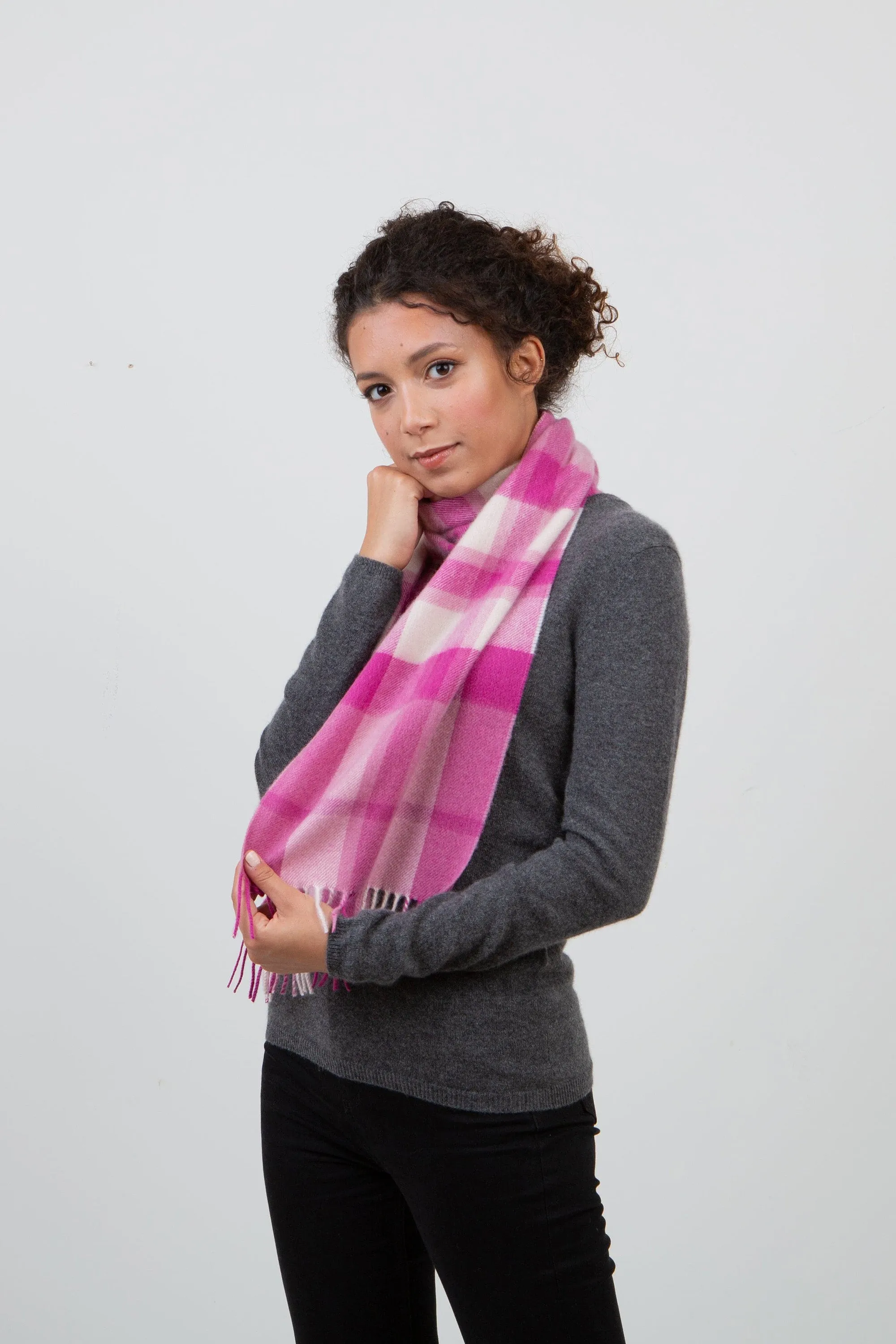 Made in Scotland Contemporary Exploded Thompson Cashmere Scarf - Pale Pink