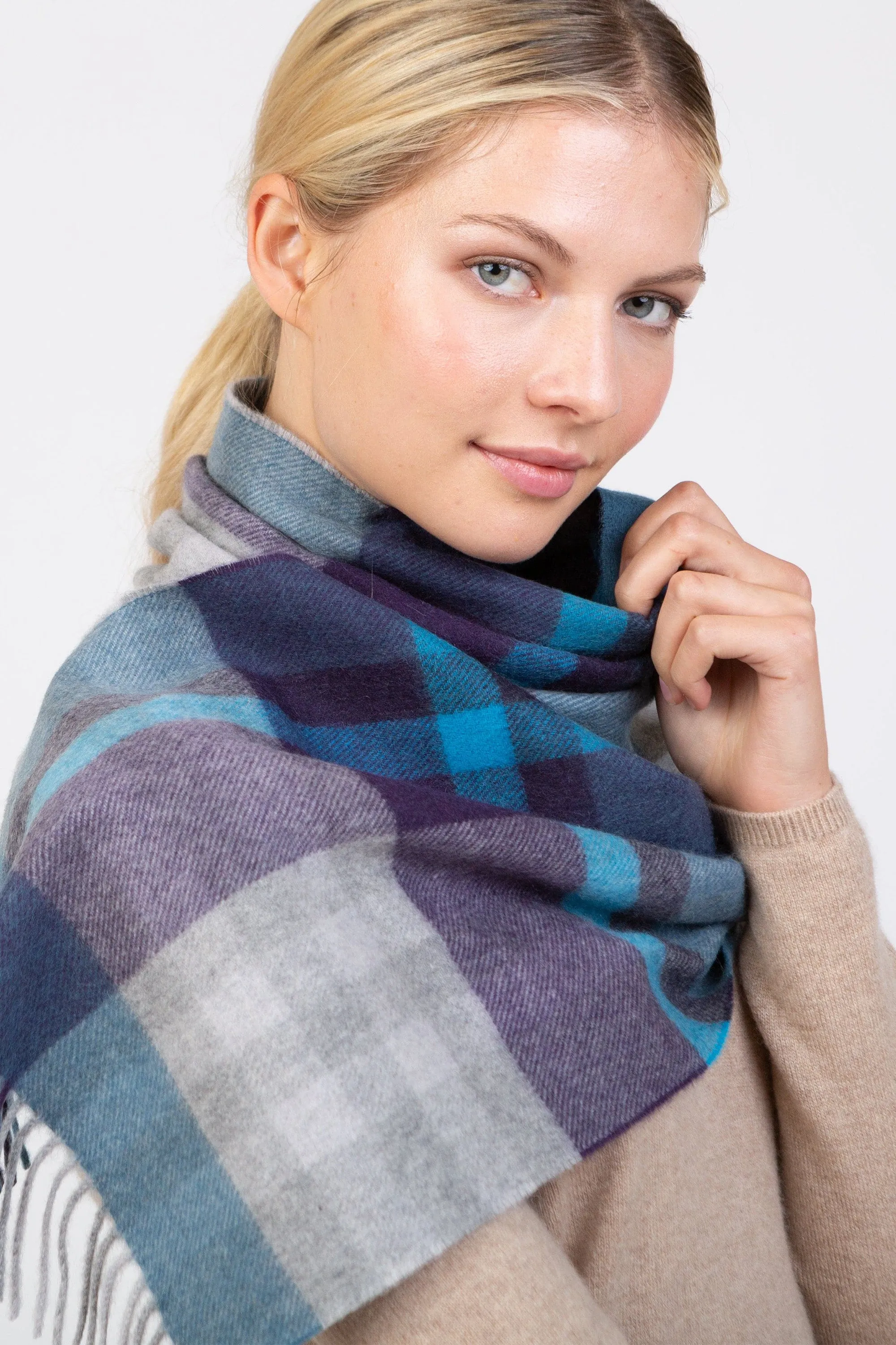 Made in Scotland Tartan 2 Wide Cashmere Scarf - Blue