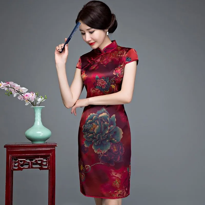 Winnal Textured Floral Silk Cheongsam Dress Red