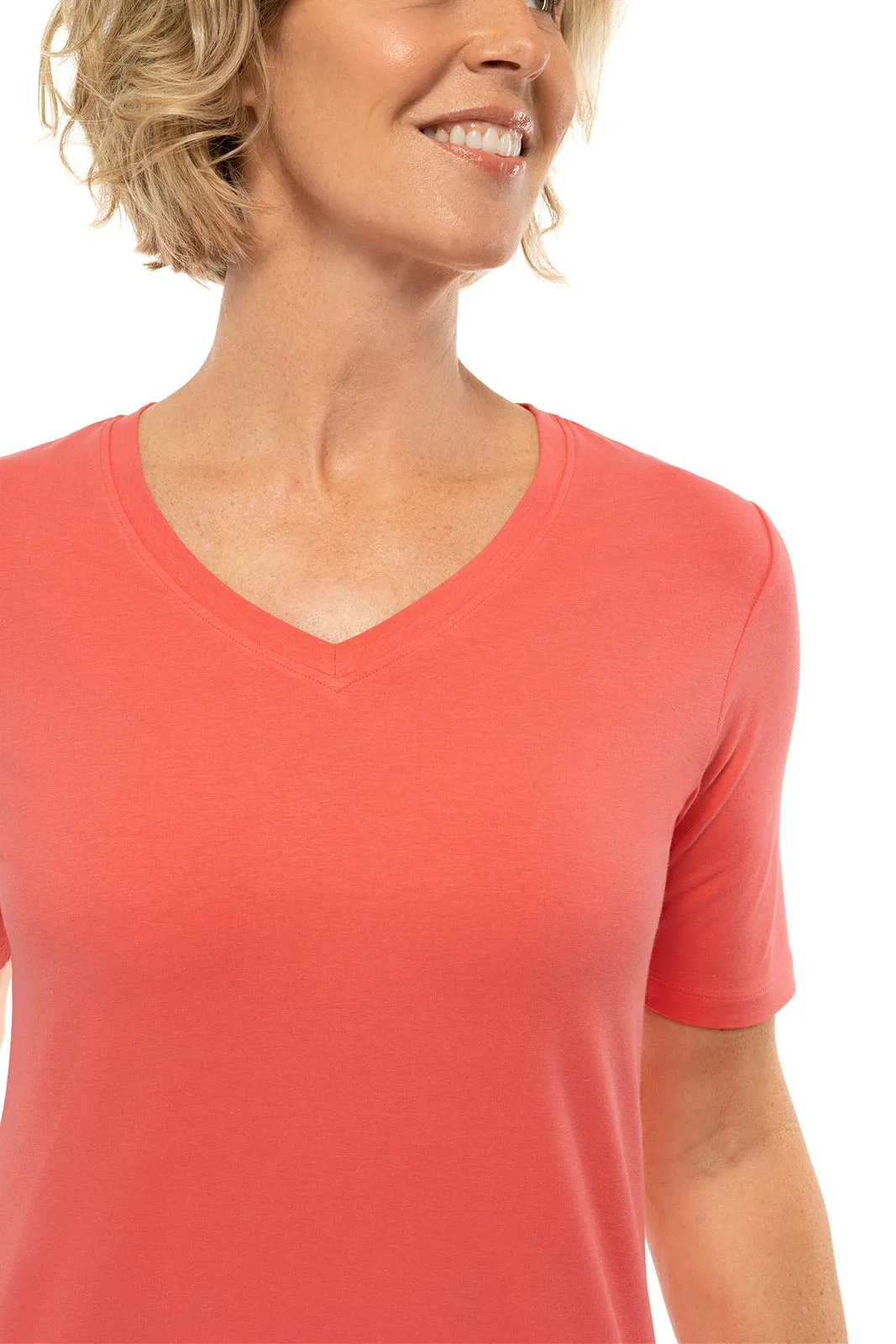 Women's Morada Everyday Short Sleeve V-Neck T-Shirt | Vivid Coral